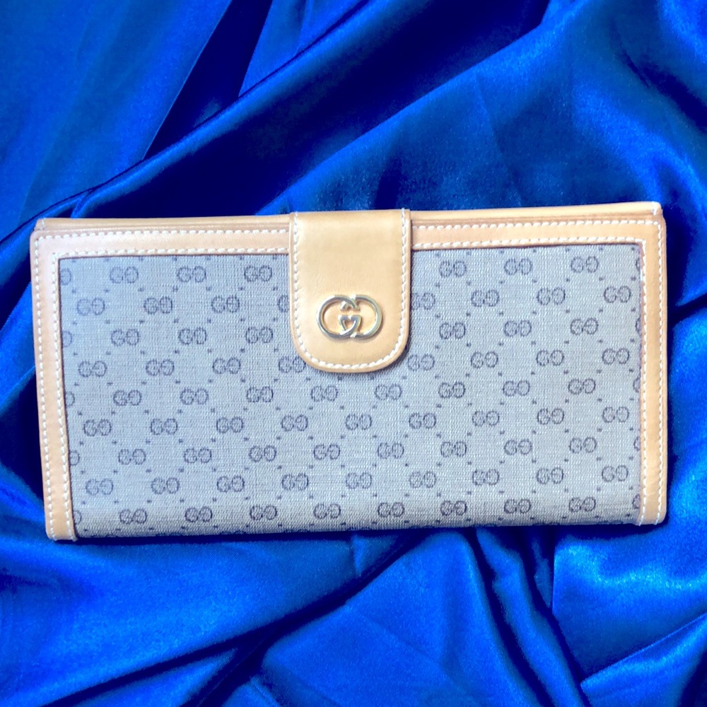 Gucci Micro Monogram Long Wallet Vintage Nearly Pristine Tan Brown Soft Calfskin